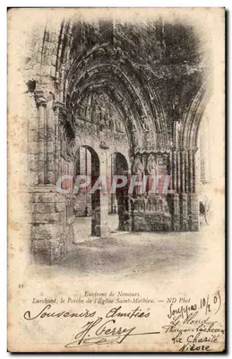 Larchant, o Portal da Igreja de São Mateus — ND Phot