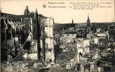 Ruínas de Louvain — Igreja de São Pedro vista da rua da Estação — N. Leis