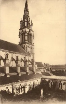 Abadia de La Grande-Trappe — Soligny-la-Trappe (Oise) — editor não identificado