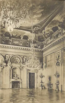 Sala de baile decorada — Palácio da Rainha da Prússia — C. & A. Post-Stu., Berlim