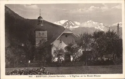 Servoz (Haute-Savoie) — A Igreja e o Monte Branco — L. Morand, fot. edit.