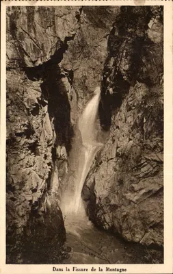 Dentro da Fissura da Montanha — Gorges da Diosaz perto de Servoz (Alt. 814 m.) — Edições G.O.D.C.E.F. n° 4312