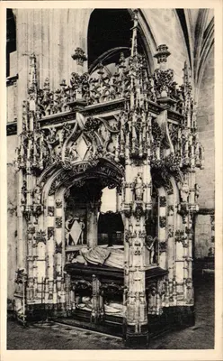 Túmulo de Marguerite d'Autrèche — Igreja de Brou (Ain) — Serv. Commercial Monument Historiques, Paris