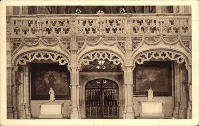 Interior de uma catedral — detalhes arquitetônicos góticos — Braun & Cie, L'Épinay