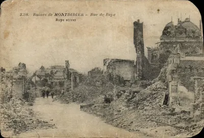 Ruínas de MONTDIDIER — Rue de Roye — Editor C. Fortier, n° 3398
