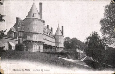 Environs de Vichy — Château de Randan — Staerck, Paris