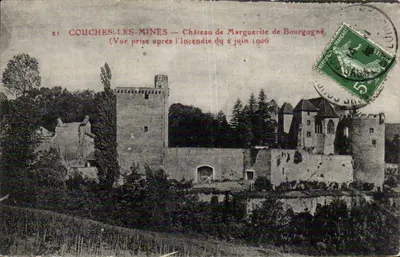 Couches-les-Mines — Castelo de Marguerite de Borgonha — Vista tirada após o incêndio do 2 de junho de 1906