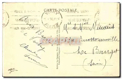 Vichy — Vista geral tirada de avião — Os quais do Allier — O estabelecimento termal — Verso