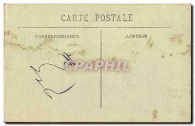 Cemitério Militar de Spincourt (Meuse) — grupo de pessoas com bandeiras — Édit. Dilmann, Spincourt — Verso