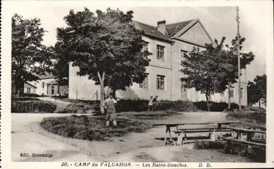 Camp de Valdahon — Os Banhos e Chuveiros — Edit. Grosmaire n°20