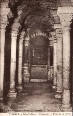 Tournus — Abadia de São Filiberto — Colunetas e Poço da Cripta — Coleção da Abadia de Tournus n° 130
