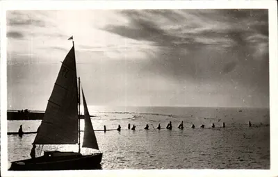 As Belas Praias Normandas — 835 — Ouistreham-Riva-Bella (Calvados) — Efeito de contraluz na foz da Orne — Edit. PHOTO VERITABLE em Couthey