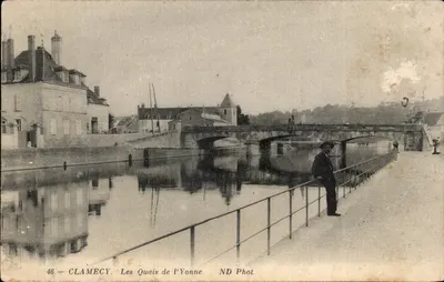 Bilhete postal antigo Clamecy Les quais de l'Yonne