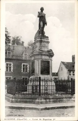 Auxonne (Côte-d'Or) — Estátua de Napoleão 1º — Combier Imp. Macon