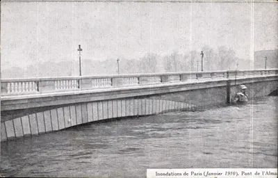 Inundações de Paris (Janeiro 1910). Ponte de l'Alma — Carte postale