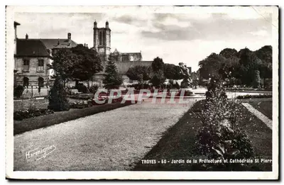 Troyes - 50 - Jardin de la Préfecture et Cathédrale St Pierre — Harmignies