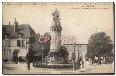 Le Monument des Enfants de l'Aube et la Gare — Troyes — éditeur T. Gr. n°102