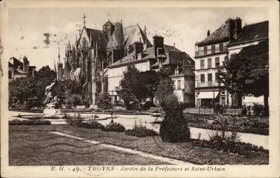 Troyes - Jardin de la Préfecture et Saint-Urbain — E.H. - 49