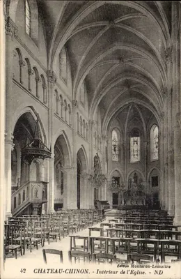 Castelo de Chinon — Interior da Igreja — Edição Montaron-Lemaître, n°42