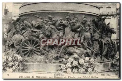 Troyes — Bas-relief du Monument des Enfants de l'Aube, par Désiré Briden — ND. Phot.