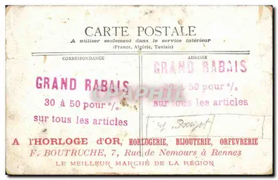 Amiens — Katedra — widok fasady gotyckiej z rożnem i portalami — Rewers
