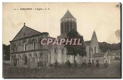 Surgères - A Igreja - L. C.