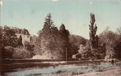 Castelo de la Tiffardière — Saint-Ligulaire — editor não visível
