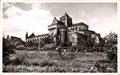 Saint-Jouin-de-Marnes — Igreja abbatial do século XII — Éditions OROR