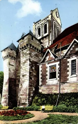 La Roche-Posay — A igreja fortificada (séculos XII a XIV) — Héliocolor "CIM"