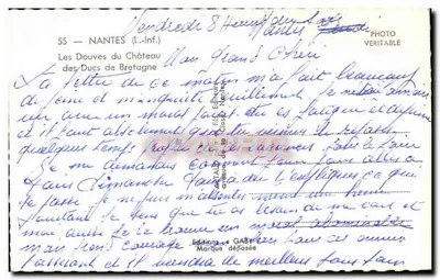 Las Douves del Castillo de los Duques de Bretaña — Nantes — Ediciones Gaby — Reverso