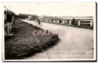 Tharon-Plage (L.I.) — Boulevard de l'Océan, perto de Le Cormier — Gaby