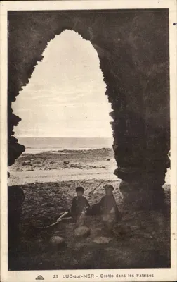 LUC-sur-MER - Gruta nas Falésias — Editor C.P.A. n°23