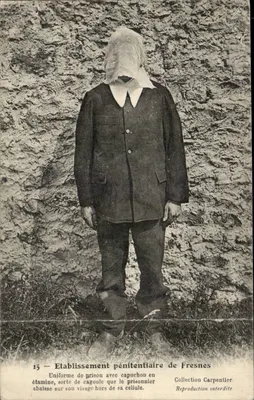 Bilhete postal antigo Estabelecimento penitenciário de Fresnes Uniforme de prisão