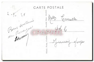 Rodez (Aveyron) — De Kathedraal en avenue Victor-Hugo — Achterkant