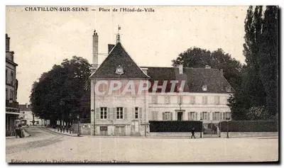 Bilhete postal antigo Châtillon-sur-Seine Place da Prefeitura