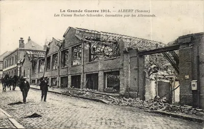 Albert (Somme) — Usines Rochet-Schneider incendiées — J.M.T. Paris