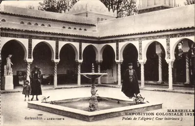 Palais de l'Algérie — Cour intérieure — Gulauchin, Architecte — Exposition Coloniale 1922, Marseille