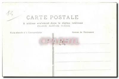 Marselha - A Rue de la République — vista panorâmica com quai e trams — Verso