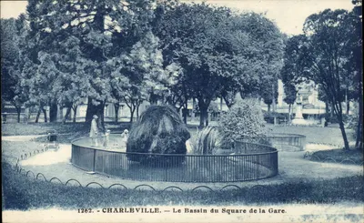 Charleville — O Bassin do Square de la Gare — Éditeur Pioquet, Montcey, n°1262