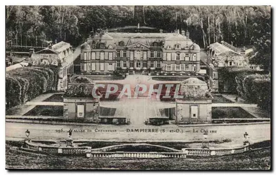 Vale de Chevreuse — Dampierre (S.-et-O.) — O Castelo