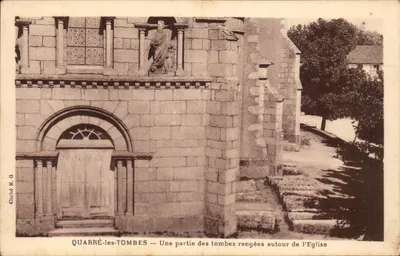 Quarré-les-Tombes — Uma parte das tumbas dispostas ao redor da Igreja — Cliché M. G.
