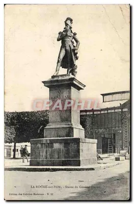 La Roche-sur-Yon — Estátua do Geral Travot — Edição das Galerias Modernas - N° 10