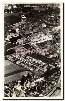 Vista aérea do Pensionato St-Gabriel — St-Laurent-sur-Sèvre (Vendée) — Fabricado na França