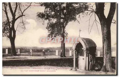 Saint-Gaudens — Monumento erguido no local onde Santo Gaudens foi martirizado — La Baume-Gaumont
