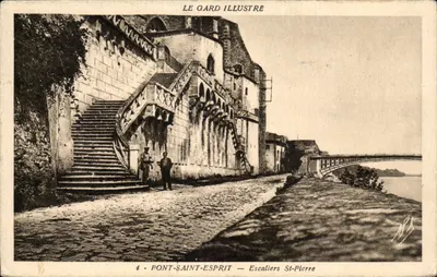 Pont-Saint-Esprit — Escadarias de São Pedro — Le Gard Illustré