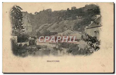 Brantôme — vista do vilarejo com igreja e lago — editor não identificado