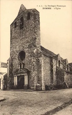 Domme - A Igreja — A Dordogne Pittoresca — P.D.S.