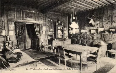 TALCY (L.-et-C.) - Interior do Castelo - A Sala de Jantar