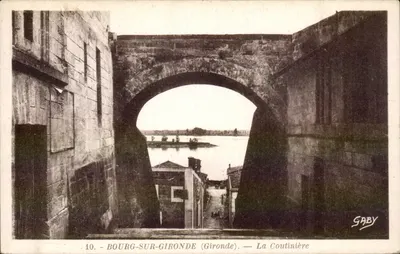 Bourg-sur-Gironde (Gironde) — La Coutinière — Saby