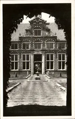 Museu Frans Hals, Haarlem — Pátio interno com edifício principal — Foto Dingjan, n° 850